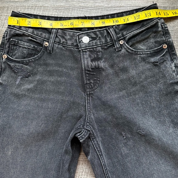 NWOT Express modern straight low rise black jeans women’s size 2 short - Picture 13 of 16